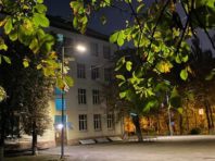 У Солом’янському районі школи та дитсадки обладнали LED-освітленням