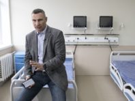 Стаціонарні лікарні замість мобільних госпіталів: столична влада звернулася до уряду