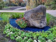 На Відрадному у Києві встановили композицію на честь легендарної ріки [Фото]