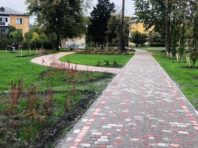 У Дніпровському районі показали оновлений сквер