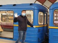 Київський стоматолог і екскурсовод влаштує незвичний забіг у метро