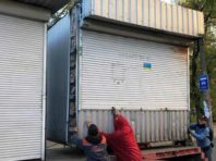 Біля станції метро «Житомирська» прибрали МАФи