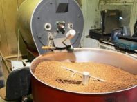 У Києві «накрили» підпільний цех з виробництва підробленої кави