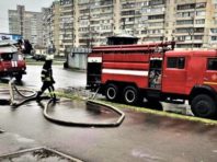 На столичних Позняках під час пожежі постраждав пенсіонер