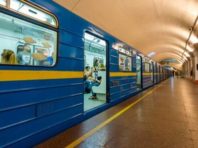На платформах станцій київського метро встановлять 19 дефібриляторів