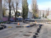 Столичним підліткам облаштували нову трасу для картингу