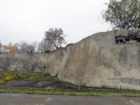 Скарб під бетоном: чи відновлять Стіну пам’яті у Києві