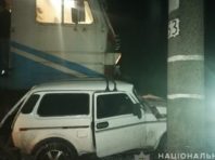 На Київщині п’яний водій врізався в електричку