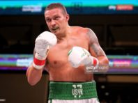 Боксер Усик виразив готовність до переходу в UFC: відомі деталі