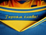 Флешмоб Зеленського: урядовці переодяглися у форму збірної України перед матчем Євро-2020