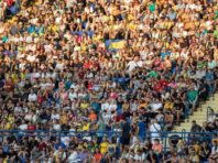ФК “Металіст” запросив “Шахтар” грати єврокубкові матчі на фартовому стадіоні