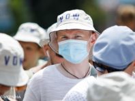 В Литві невакцинованих від COVID-19 можуть зобов’язати платити за тестування