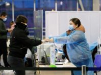 МОЗ назвав кількість людей, у яких перед посадкою на потяг знайшли COVID