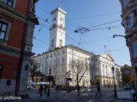 Львів готується закрити школи і посилити карантин: влада назвала умову