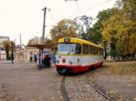 Не тільки автобус. В Одесі запускають трамвай для вакцинації від коронавірусу