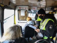 Перевірка COVID-сертифікатів у транспорті Києва: як працюють рейди в столиці