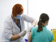 Вакцинація в Україні: ще понад 275 тисяч людей отримали COVID-щеплення