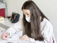 У Львові старшокласники продовжать навчатись дистанційно