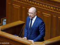 Вакциновані за кордоном українці також отримають “ковидну” тисячу, – Шмигаль