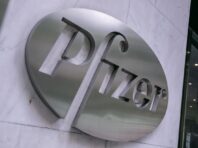 Британія схвалила застосування таблетки проти COVID від Pfizer
