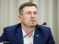 В Україні розглянуть можливість бустерної COVID-вакцинації для всіх охочих