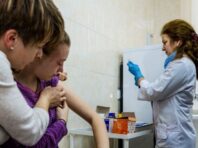 МОЗ спростило вакцинацію дітей від 12 років: що змінилося