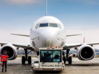 Гонконг на місяць скасував авіарейси майже зі 150 країн
