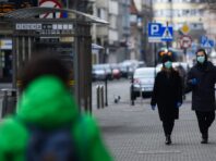 Термін карантину скоротили вдвічі: Румунія послабила правила для невакцинованих туристів