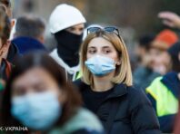 В Україні майже 30 тисяч нових COVID-випадків та 305 смертей за добу