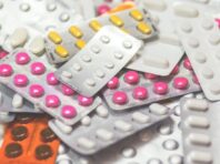 В Україну прибудуть 60 тисяч курсів COVID-ліки “Молнупіравір”: названа дата