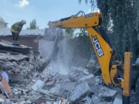 Рятувальники завершили розбирати завали після обстрілу Бахмуту: кількість жертв зросла