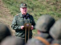 Лукашенко продовжує військові навчання: чи готова зараз його армія до наступу
