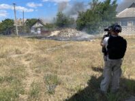 Журналісти з Португалії потрапили під обстріл росіян у Миколаївській області