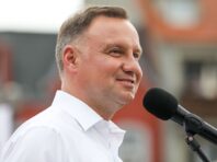 Росія має програти у війні з Україною, – Дуда