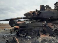ЗСУ показали, як танк із засідки б’є по окупантах (відео)