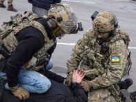 Збирав росіянам дані про поставки Україні зброї: СБУ викрила “військового експерта”