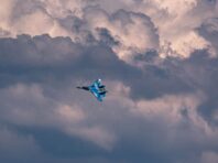 Авіація завдала ударів по опорному пункту та скупченню живої сили й техніки окупантів, – ОК “Південь”