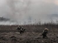 Одна з гарячих точок Донбасу. Військові показали, як виглядає Велика Новосілка