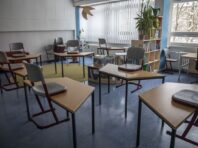 За російськими програмами та з конвоєм: як окупанти готуються до навчального року