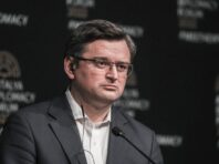 Незадоволені через можливий візовий бан росіяни можуть скаржитися в Кремль, – Кулеба