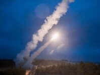 Росіяни обстріляли Нікопольський район: людей просять залишатися в укриттях