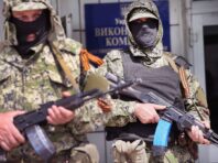 Загрози та пропаганда. РФ продовжує намагатися організувати “референдуми” на Донбасі та півдні