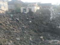Одним ударом зруйновані одразу 10 будинків. Окупанти вдарили по Дружківці (відео)