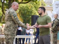 Зеленський присвоїв звання Героя України чотирьом військовим, двом з них – посмертно