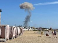 Російська сторона назвала причину вибухів у Криму
