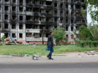Окупанти будують плани “відновлення Маріуполя” за 42 роки