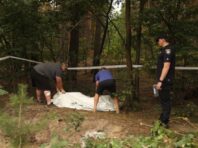 Розстріляли всю сім’ю. Під Бучею знайшли тіло ще одного вбитого мирного жителя
