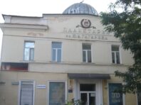 Росіяни розграбували планетарій в Херсоні та знесли два пам’ятники в області