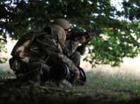 Британські інструктори вчать ЗСУ знищувати танки в містах і селах: фото