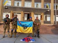 У звільненому Куп’янську встановили прапор України (Відео)